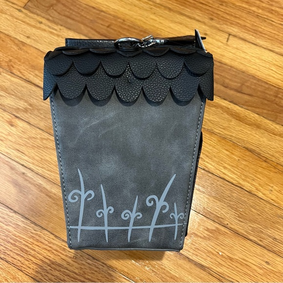 NWT Bioworld Zero Ghost Dog Doghouse Structural Crossbody Bag and Card Holder - Picture 4 of 9